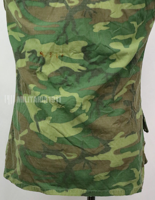 Original U.S. ERDL jungle fatigues, made in 1968, no size tag