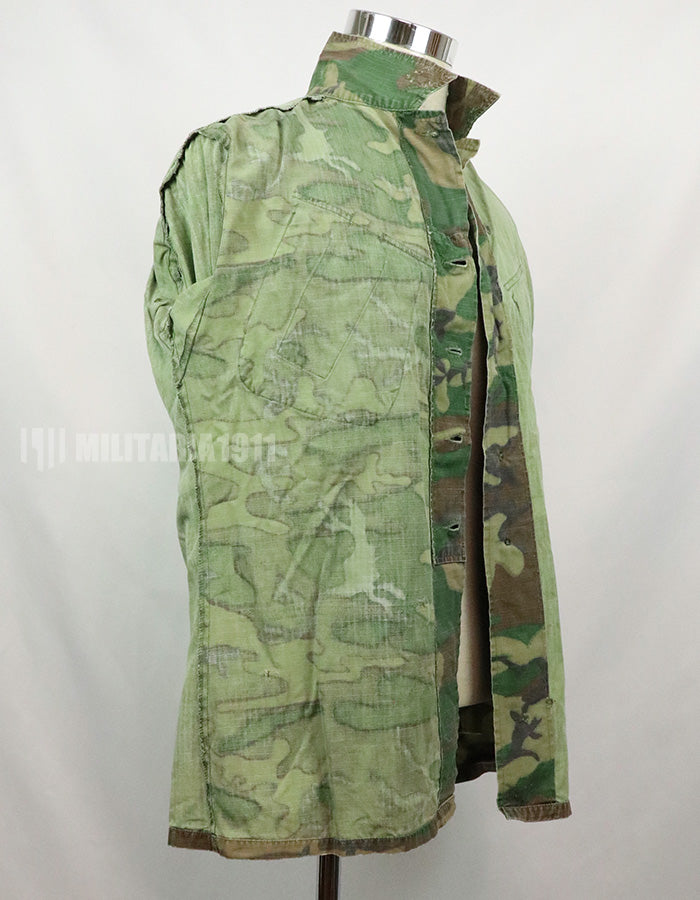 Original U.S. Army 1969 ERDL Jungle Fatigue Jacket, no lower pockets, used. Used Brown Leaf